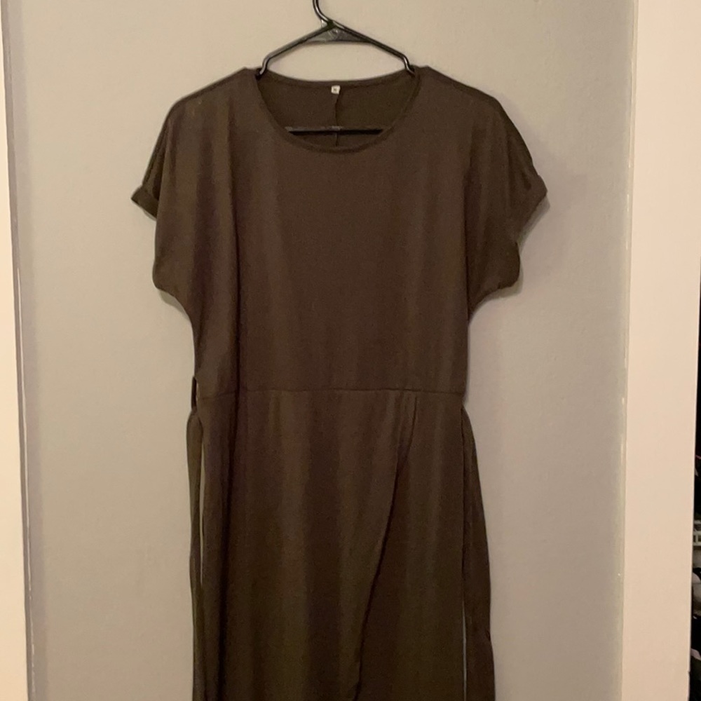 Olive Tie Waist Slit Dress Size Medium